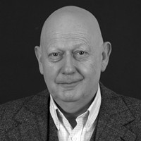 Dr. Peter Funken